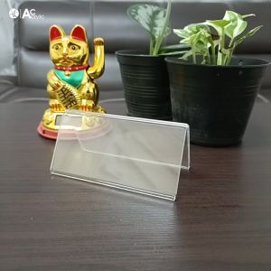 ป้ายอะคริลิคตั้งโต๊ะ 10x5cm. โชว์ 2 ด้าน ทรง V (10x5V)