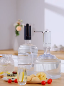 ปั๊มน้ำดื่มไฟฟ้าแบบพกพา สำหรับถังน้ำขนาด 2-5 แกลลอน ใช้ได้กับถังน้ำทั่วไป ชาร์จผ่าน USB ได้