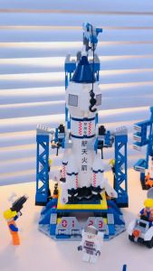 Space Shuttle Pesawat Ulang Alik Peluncuran Roket Mainan Block Dinosaurus Hiu 3D Puzzle Mainan Balok Susun Nano Block