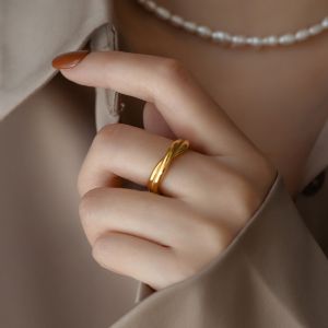 Fashionable Interwoven Ring for Women Titanium Steel Non-fading Index Finger Ring Stylish Simple High-grade Cold Style Accessory