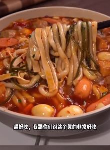 砂锅土豆粉 323g - 我的天呐 OMG Claypot Potato Noodles 超浓汤底 湿粉 方便面 快熟面 夜宵 土豆粗粉 Instant Noodles/Supper/Camping Food/Instant Food