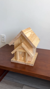 Nhà nuôi ong dú decor sân vườn ban công sơn chống nóng chống nước gỗ thông Mỹ