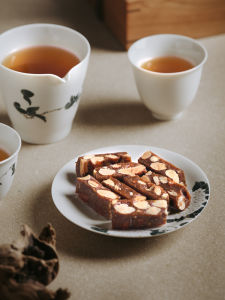 Wu Meow Sea Salt Toffee Badam Handmade French Almond Caramel Nuts Crunchy Candy Candy Net Red Candy