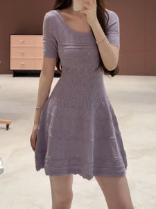YUEZHONGWEI | Đầm Ngắn Knit Dáng U Cổ Voan Tím Phong Cách Pháp