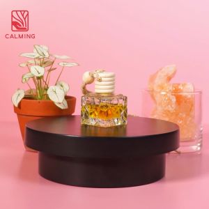 Lọ Tinh Dầu Treo Xe Ô Tô Hoạ Tiết Kim Cương Nguyên Chất Thơm Phòng Khuếch Tán Khử Mùi