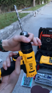 สว่านแบตกระแทก สว่านไร้สาย 3 ระบบ รุ่น 198V ยี่ห้อ BKK พร้อมแท่นชาดแบบใหม่