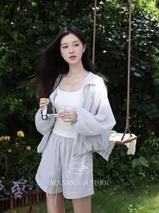 Áo Sơ Mi Pháp Màu Xanh Lam Bảo Vệ Chống Nắng Thoáng Khí Giảm Cân 2 Cái