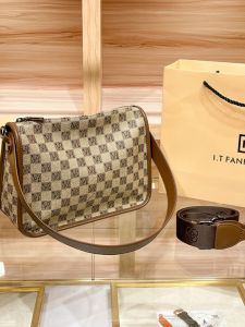 Hong Kong Genuine Leather Dumpling Bag Women Large Capacity Plaid Single Shoulder Armpit Bag Slant Cross Big Bag New 2025