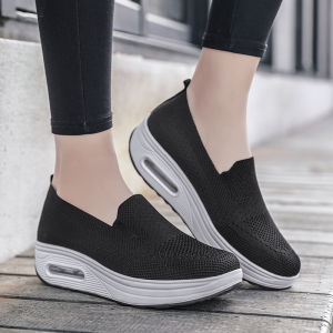 Korean Style Comfortable Slip On Walking Shoes For Women Breathable Thick Sole Casual Black Rubber Shoes For Women On Sale