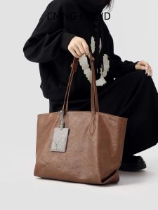 Large Capacity Genuine Leather Tote Bag Womens Commuter Bag Single Shoulder Bag Stylish Durable Soft Handle Zipper Closure