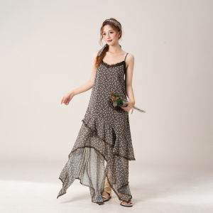 Floral Summer Dress with Ruffles and Irregular Slim Design