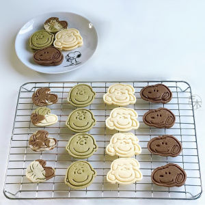 Food Grade 3D Cartoon Baking Tools Non-Stick Cookie Stamp Mold Snoopy Little Tiger Sugar Cream Baking Utensils Kitchen Gadgets