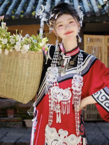 New Chinese Style Womens Fashion High-End Elegant Yi Ethnicity Traditional Clothing Half Skirt Two-Piece Set Cotton Material