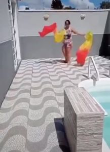 1.8M Kipas Menari Tari / Kipas Menari Rumbai Panjang / Kipas Utk Menari / Panjang Warna Api Merah Alat Tari Props