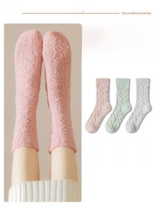 JINGCHI | Tất ấm Coral Fleece dày đến giữa bắp chân cho nữ mùa đông Tất ngủ Tất đi trong nhà Tất chống trượt Tất bằng polyester