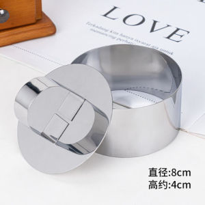 Mold Hình Trái Tim Bằng Thép Không Gỉ Để Làm Mousse Trái Cây Mọng Nước Và Salad Lạnh Tráng Men Bằng Thép Không Gỉ Thiết Kế Hình Trái Tim