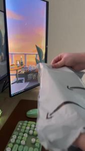 Logitech | Chuột Chơi Game Có Dây Logitech G203 Prodigy 8000 DPI Đèn RGB 6 Nút Bộ Nhớ Tích Hợp Thời Gian Phản Hồi 1ms Dành Cho Windows