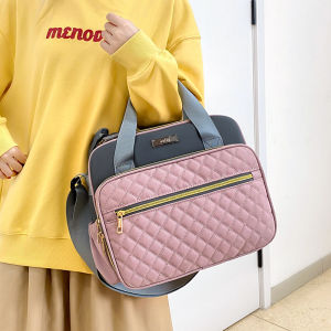 กระเป๋าถือทรงสี่เหลี่ยมลายเพชรหรูหราสำหรับผู้หญิง ความจุขนาดใหญ่ กระเป๋าสะพายไหล่ข้างเดียว กระเป๋าเดินทางสำหรับคุณแม่ กระเป๋าสะพายข้างแบบลำลอง ปิดด้วยซิป