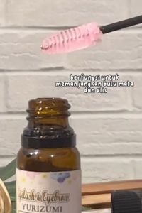 [4 PCS] Yurizumi Eyelash & Brow Natural Serum 100% / Serum Pemanjang & Penebal Bulu Mata/Alis + Sisir Maskara