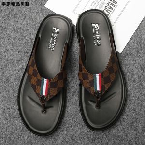 Outdoor Summer Anti-Slip Mens Sandals Comfortable Breathable Beach Slippers Sporty Trendy Flip Flops Rubber Sole Flat Heel