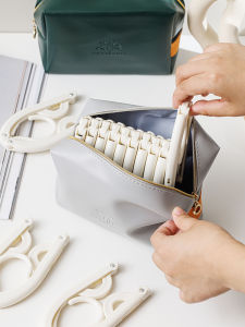 Travel Folding Hangers 8 PCs Portable Travel Business Trip Handy Gadget Stretchable Storage Clothes Hanger Drying Clothes