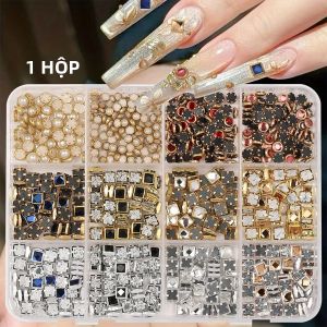 Bộ Trang Trí Móng Tay 3D 12 Ô Phong Cách Punk Kim Loại Đính Đá Pha Lê Vàng Đá Giả Kim Cương Đáy Phẳng Nhiều Hình Dạng Khác Nhau