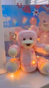 Đồ Chơi Lắp Ráp Kiểu LEGO Mô Hình Trưng Bày Gấu Teddy Bear JAKI 8133 Với 730 Chi Tiết