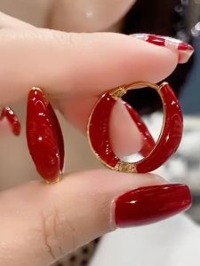 Elegant High-End White-Shining Women's Fashionable Ear Cuffs Lightweight Luxury Anti-Loss Stylish Trendy Ear Rings