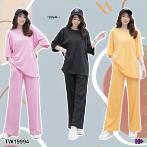 [ส่งไว!] M19994 Set 2 ชิ้น เสื้อคอกลม แขนสั้น ทรงโอเวอร์ไซส์ผ้านิ่มและยืดได้เยอะมากก มาคู่กับกางเกงขายาว เอวสูงสม็อกรอบตัว มีกระเป๋าข้าง เนื้อผ้าร่องเล็กไหมพรมเนื้อดีมากก ทรงสวย พร้อมส่ง