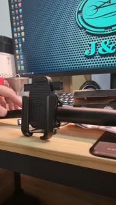 aluminum phone holder one button quick lock patented product