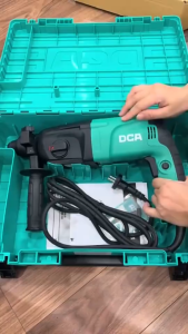 Máy khoan bê tông DCA AZC05-26B công suất 800W Khoan 3 chức năng