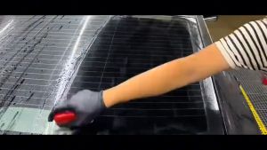 （Free Gift）Universal Vehicle Glass Cleaning Kit Windshield Rearview Mirror Cleaner Portable One-Piece Smearing Car Window Glass Oil Film Cleaning Wipe Reusable Glass Polishing Stain Removal Oil Removal Brush