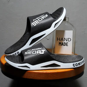 ผู้หญิงและผู้ชายสบายๆฤดูร้อน PVC รองเท้าแตะลื่นสวมใส่ Sole SLIP-ON รองเท้าแตะสําหรับกลางแจ้งและในร่มรองเท้ากลางแจ้ง