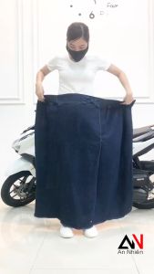 Váy chống nắng 1 TÀ chất liệu VẢI JEAN dày dặncó túi phía trước tiện dụng - SHOP TRANG S.SELL