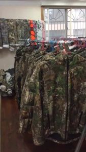 2025 เสื้อผ้ายุทธวิธีกลางแจ้งแห้งเร็ว T เสื้อยืดแขนยาว T เสื้อลายพรางยืดบางโรงงานขายส่งจัดส่งชิ้นเดียว