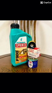 PETRONAS ENGINE OIL F900 10W40 4T FULLY SYNTHTIC WITH OIL FILTER LC135 Y15 & STP OIL TREATMENT FOR ALL MOTORCYCLE USE LC135 Y15 EX5 RS150 WAVE LAGENDA