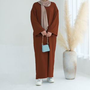 Muslim Grey Abaya Spacious Fit with Pockets Suited for Oman Casual Outings Ideal for Islamic Daily Life and Religious Gatherings