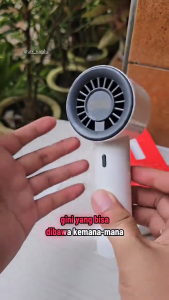 Kipas Angin Mini Portable Aoki AF-201T: Turbo Angin Kencang & Hemat Daya