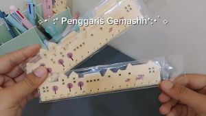 Penggaris Ruler Sekolah 15cm Unik Bentuk Rumah Koleksi ATK Desain Jepang