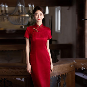 Wedding Banquet Red Silk Qipao Dress