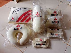 car pillow aksesoris interior mobil mitsubishi ralliart competition bantal mobil mitsubishi