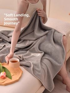 Modern Thin Blanket Summer Air Conditioner Cover Office Nap Bedding Shawl Couch Throw Warm Coral Fleece Solid Color Blanket