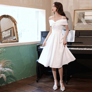 ชุดราตรีสีขาว ชุดราตรีสไตล์เกาหลี แขนกุด เอวกลาง กระโปรงทรงเอ ชุดราตรีสำหรับงานปาร์ตี้ งานแต่งงาน งานเลี้ยง ชุดเดรสยาวปานกลาง