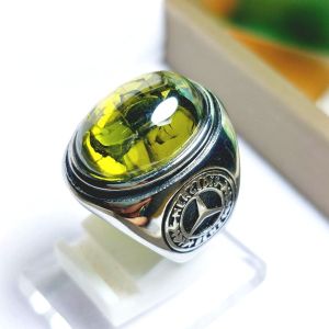 Cincin Batu Green Peridot Serat Es Ring Monel Baja Putih Eksklusif