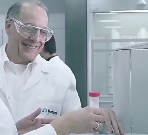 LZD  Sữa Rửa Mặt Axit Amin Sữa Rửa Mặt Dưỡng Ẩm Kiểm Soát Dầu Đặc Biệt Dành Cho Nam Chính Hãng Sữa Rửa Mặt Trị Mụn Đầu Đen