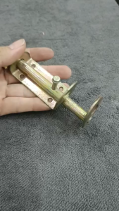 Chốt Cửa Ngang Mạ Màu Đồng (11x3 cm) – Thanh Chốt Khóa Cửa Sắt Gỗ Phụ Kiện Lắp Cửa Chắc Chắn