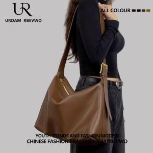 Retro Japanese Style Tote Bag Large Capacity Commuter Crossbody Bag Fashionable Single Shoulder Bag for All Occasions