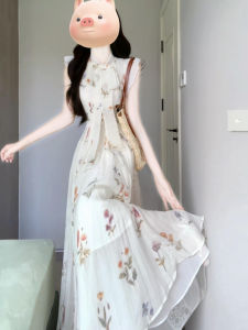 Homecore | Unique Waist-Cinching French Style Vacation Floral Maxi Dress