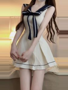 CHANGTONG | ชุดเดรสแขนกุดคอปกสีน้ำเงินสไตล์มัลติวิทยาลัย Miu สำหรับผู้หญิงในฤดูร้อน กระโปรงสั้นเข้ารูปเอวเข้ารูป ชุดเดรสคอปกสีน้ำเงินแบบผูกโบว์