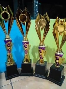 Piala Lomba Juara 12 3 4 (FTG BODY UNGU RASER) \"costum\" FREE STICKER (BOLEH satuan)TERMASUK sticker